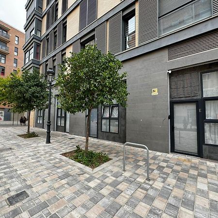 Moderno Apartamento Del Arquitecto Aparthotel Valencia Exterior photo