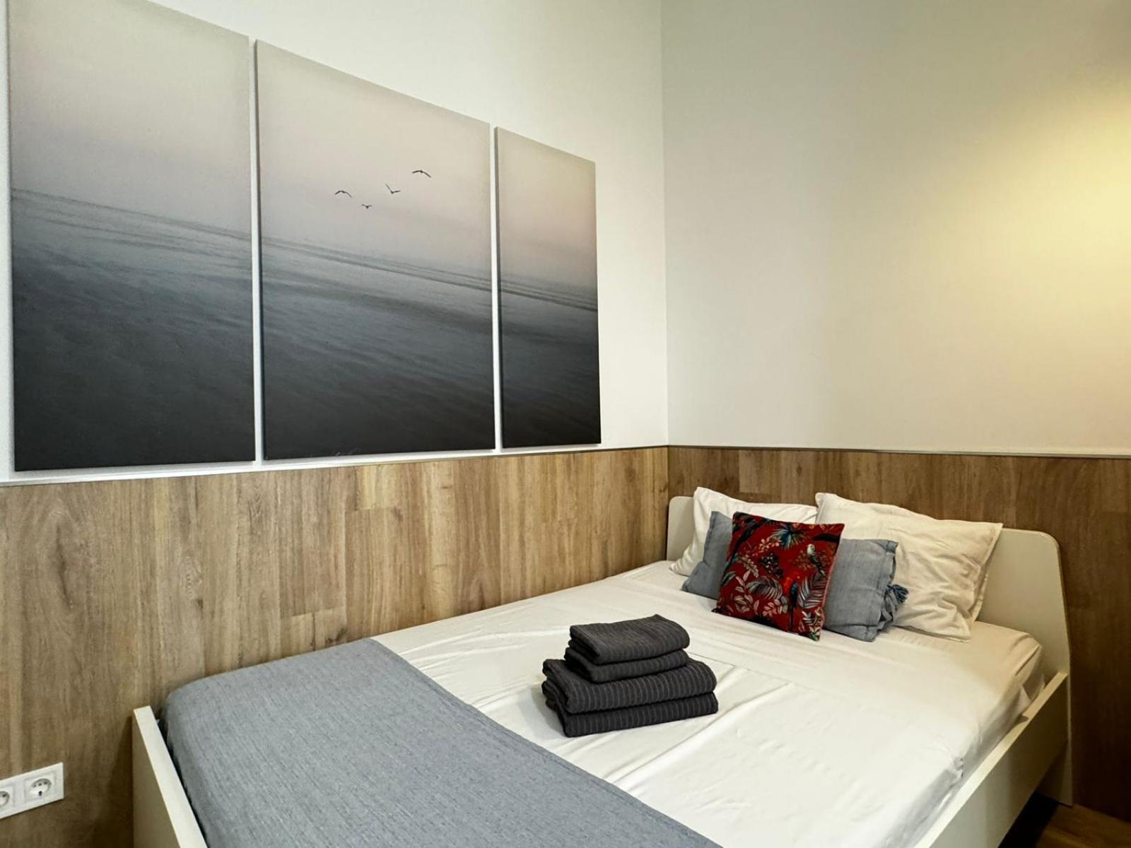 Moderno Apartamento Del Arquitecto Aparthotel Valencia Exterior photo