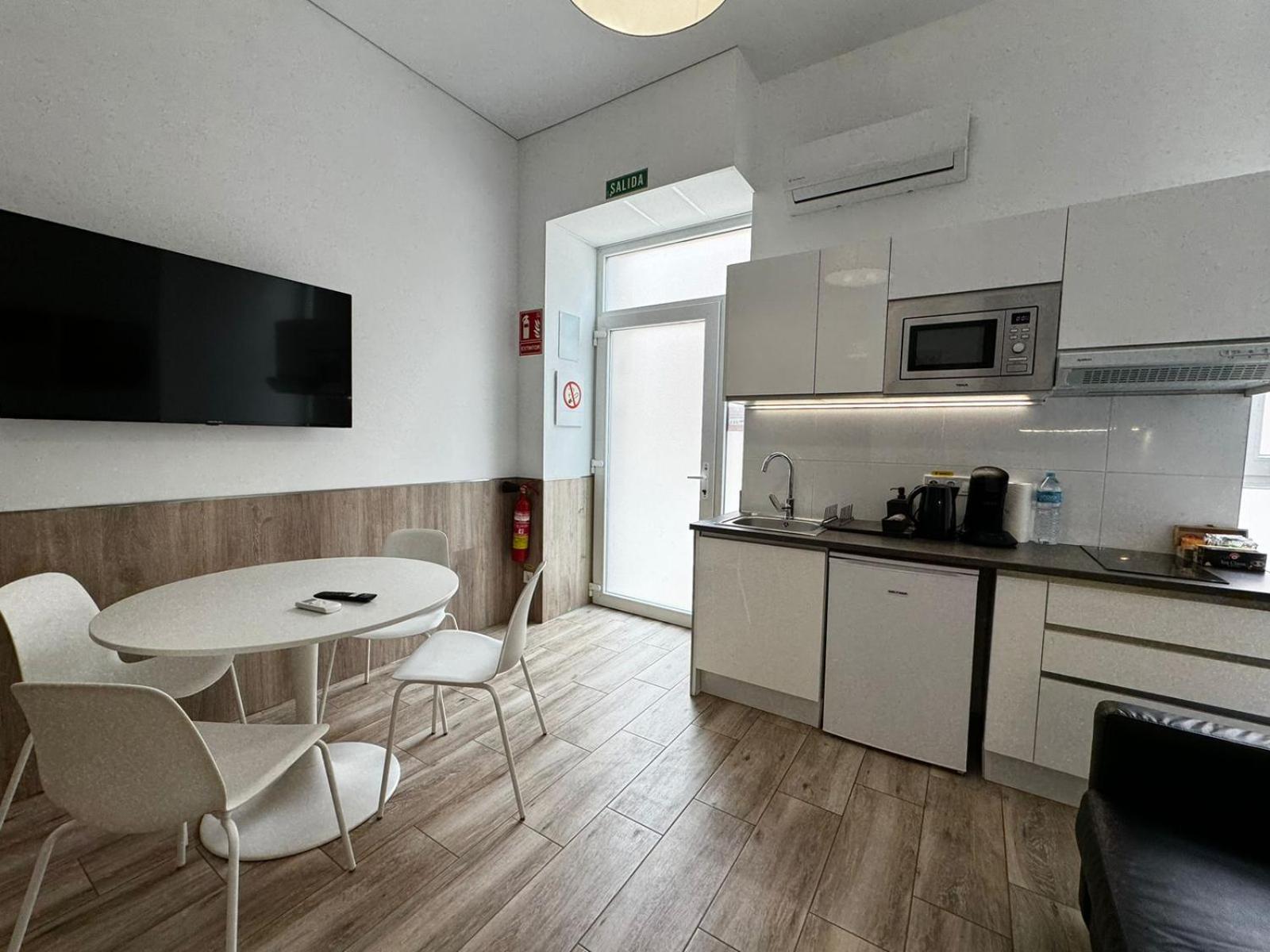 Moderno Apartamento Del Arquitecto Aparthotel Valencia Exterior photo