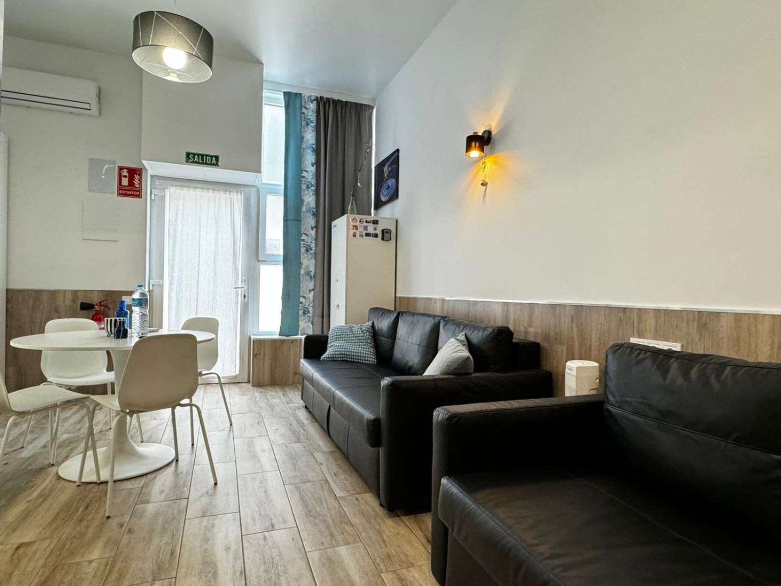 Moderno Apartamento Del Arquitecto Aparthotel Valencia Exterior photo