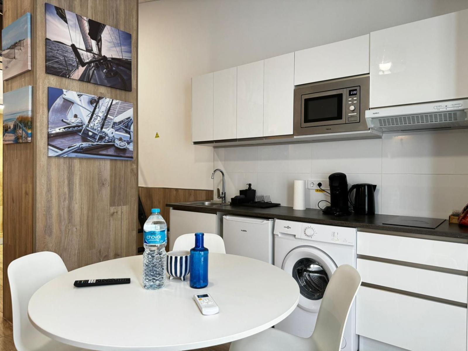 Moderno Apartamento Del Arquitecto Aparthotel Valencia Exterior photo