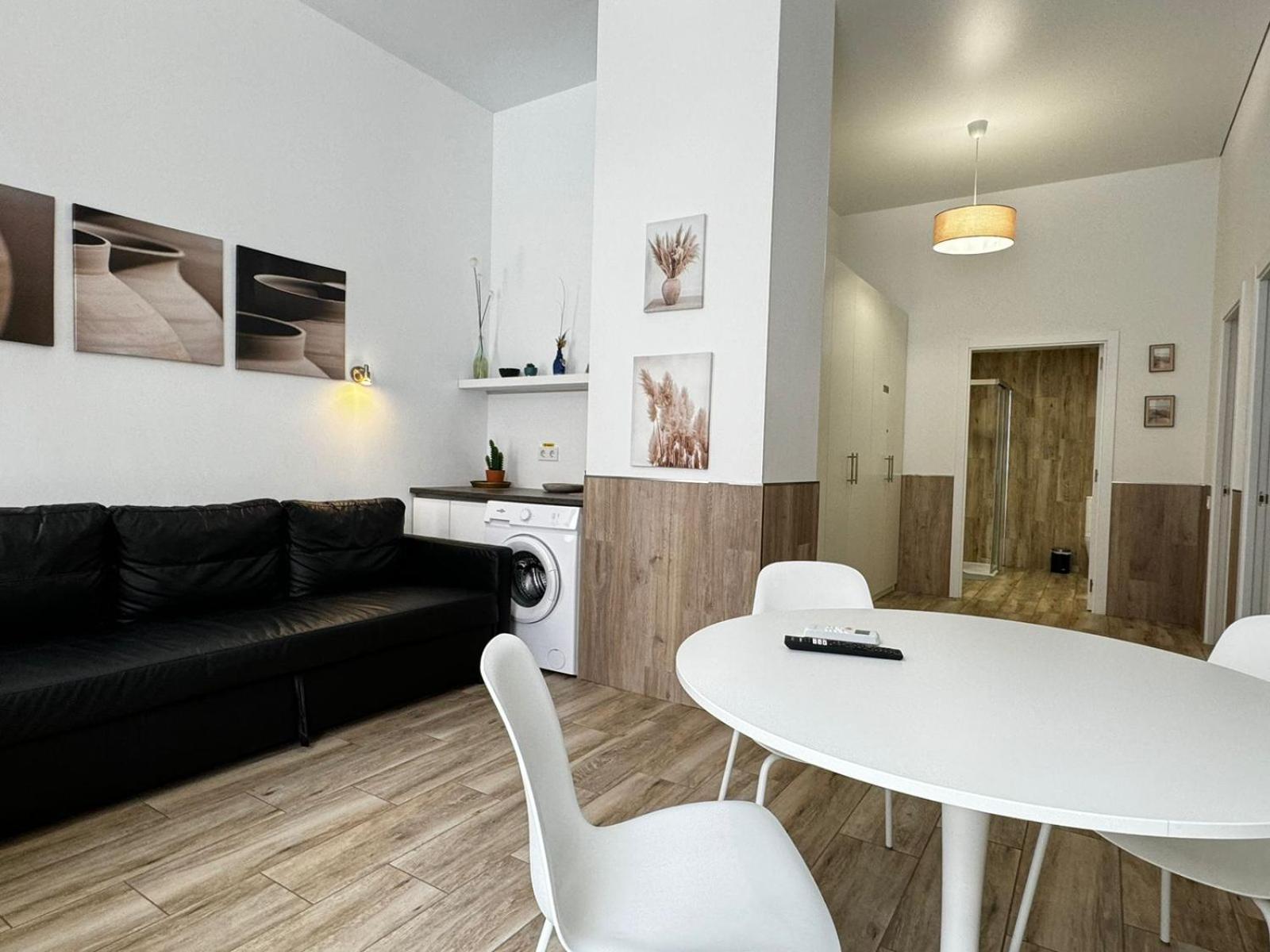 Moderno Apartamento Del Arquitecto Aparthotel Valencia Exterior photo