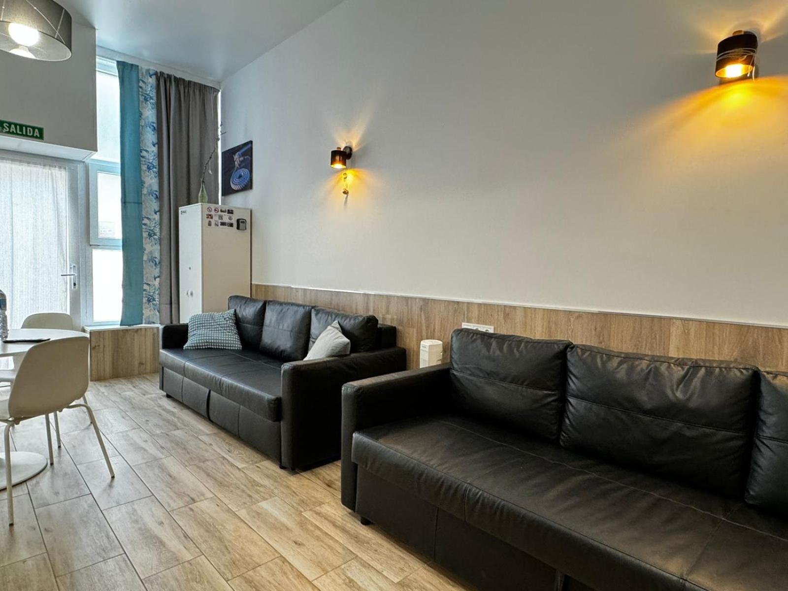 Moderno Apartamento Del Arquitecto Aparthotel Valencia Exterior photo